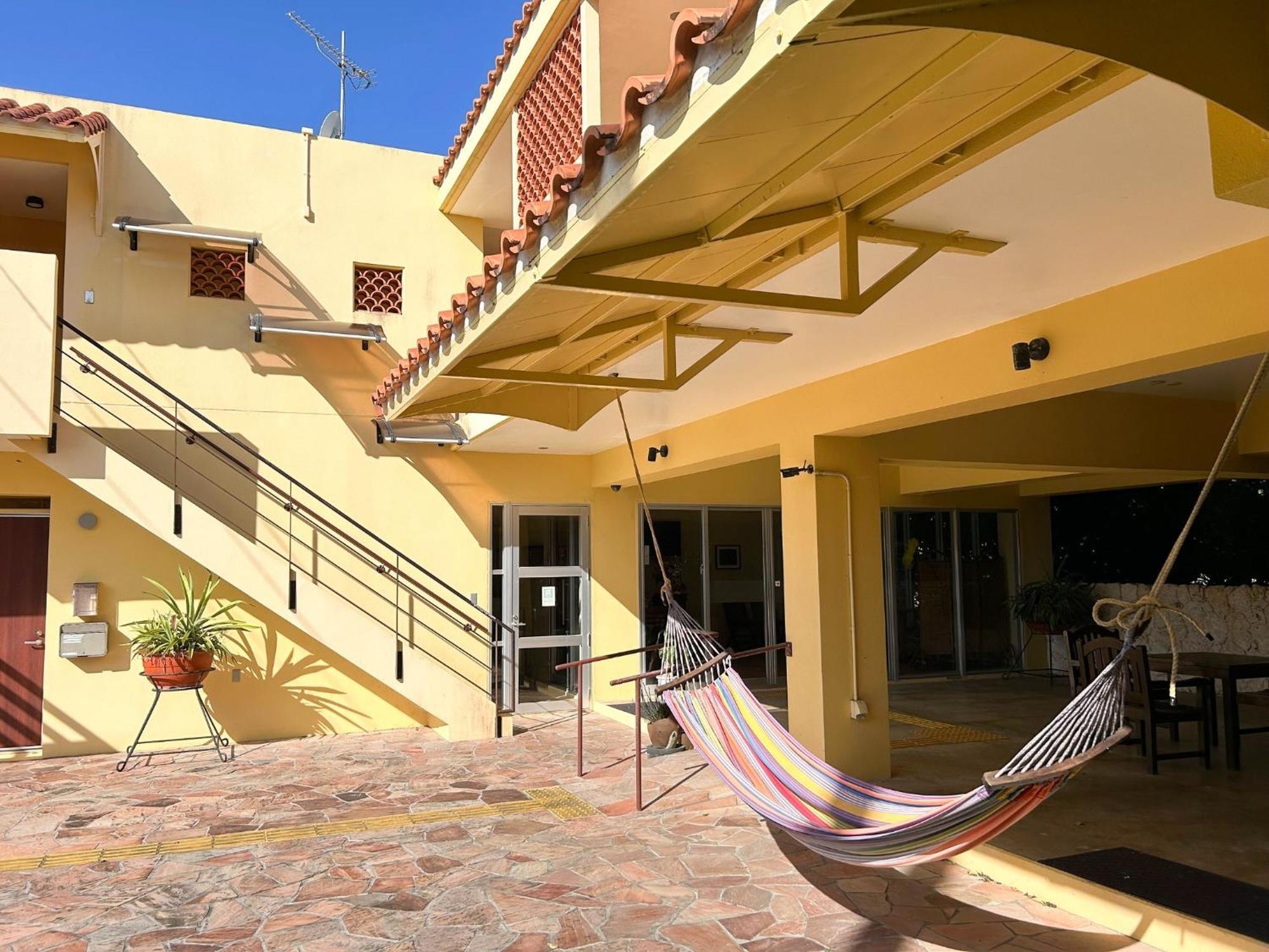 Pension Sunset Beach Накідзин Екстер'єр фото