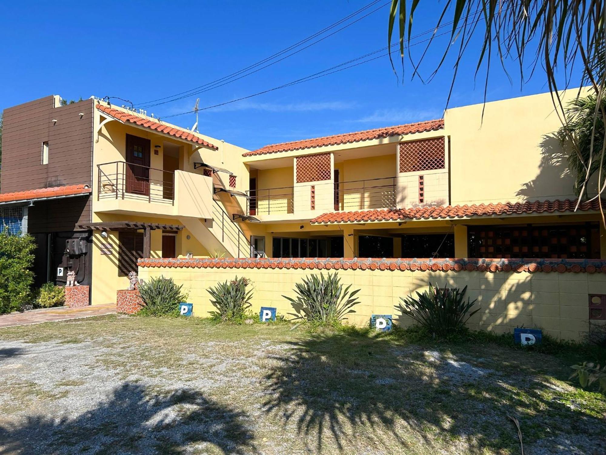 Pension Sunset Beach Накідзин Екстер'єр фото